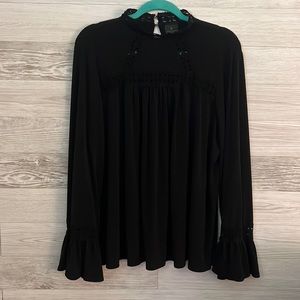 Worthington Women’s Blouse Long Bell Sleeve Lace detail. Size 0X